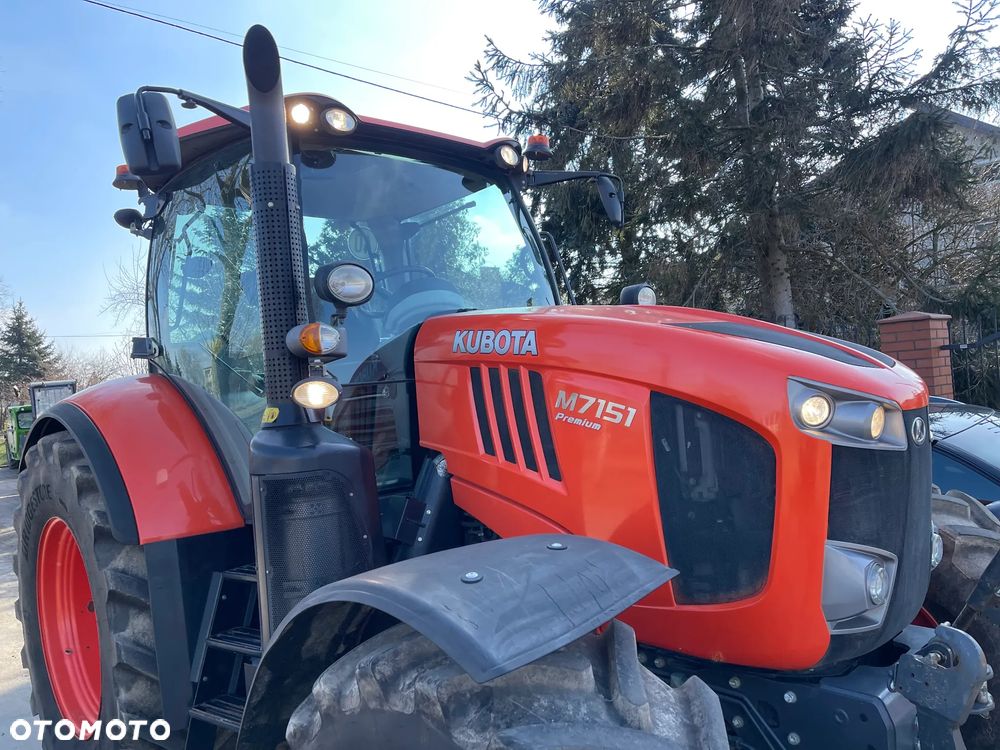 Kubota Ciągnik rolniczy Traktor Kubota M7151 PREMIUM 2017 ROK_Amortyzowana oś,Klima,TUZ,Zaczepy - 25