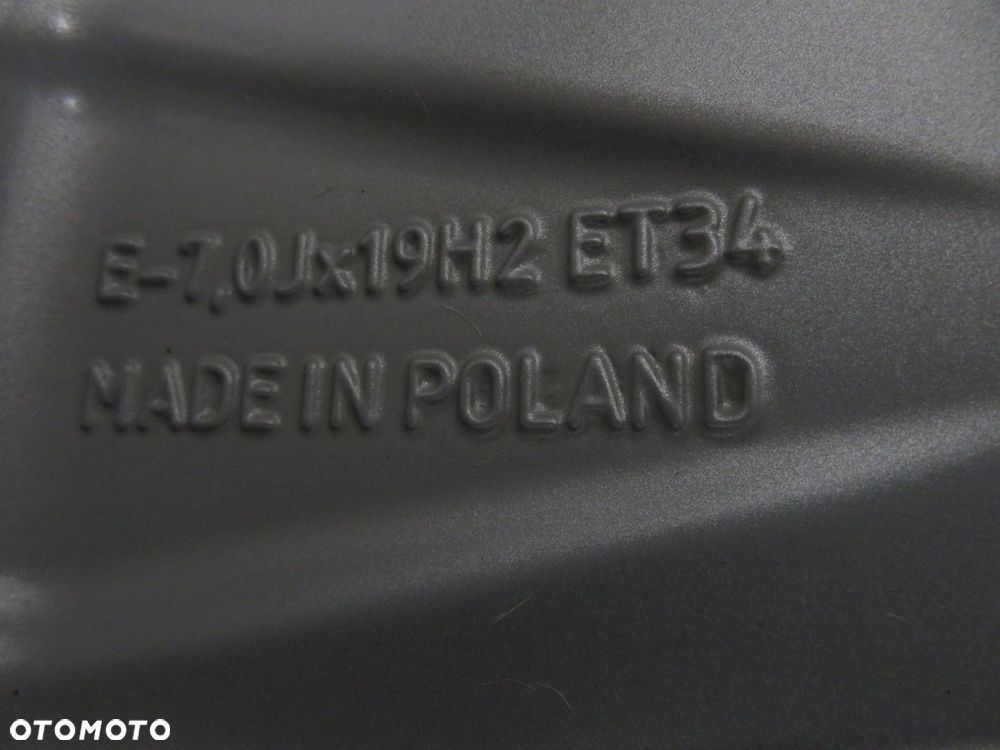 Alufelgi 19'' Audi Q3 Q5 A4 B8 B9 A6 C8 5x112 ET34 80A601025K - 2