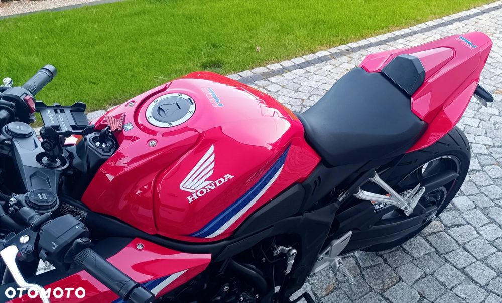Honda CBR - 8