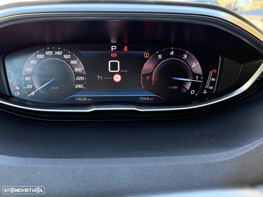 Peugeot 5008 1.2 PureTech GT EAT8 - 36