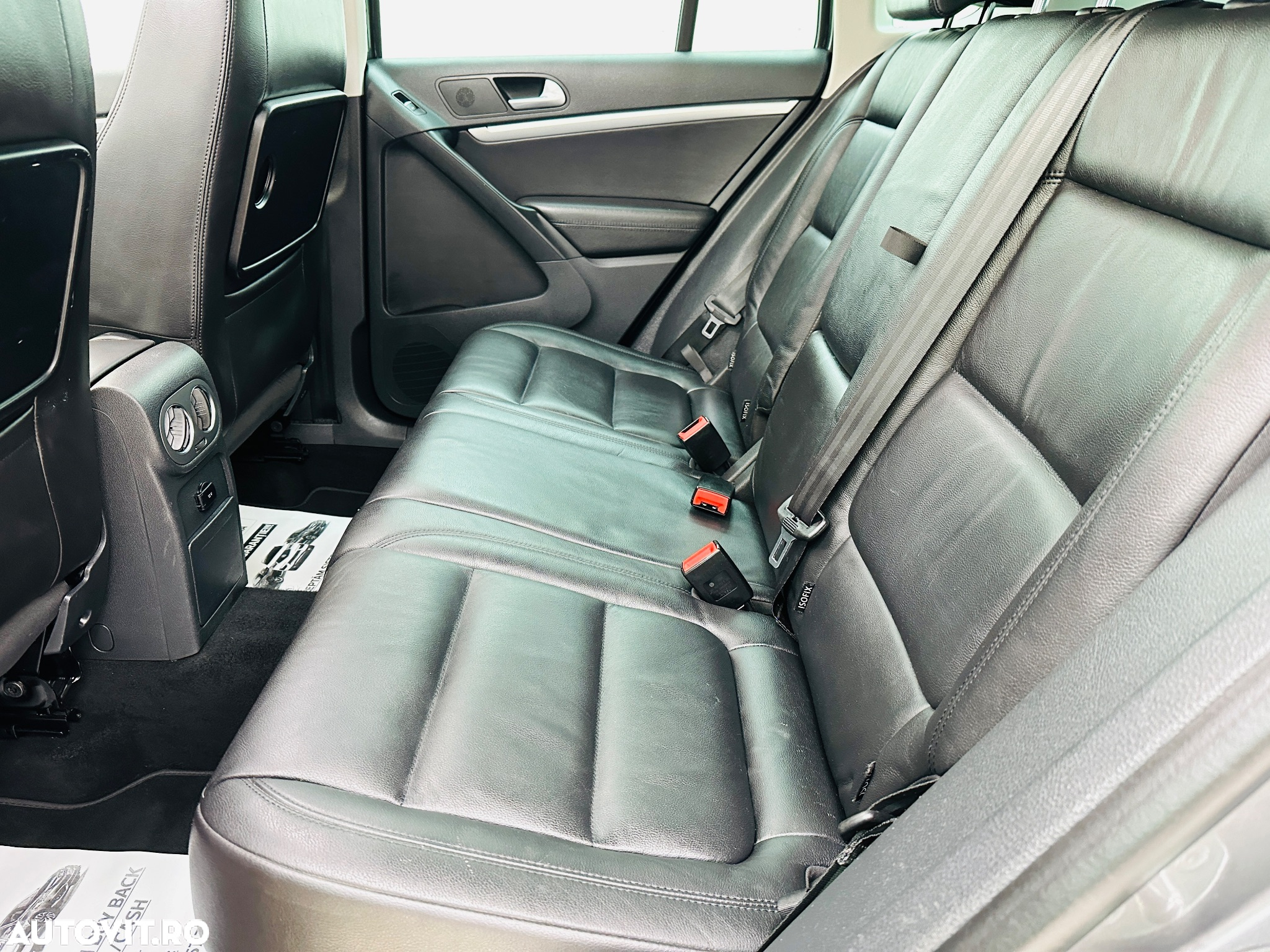 Volkswagen Tiguan - 7