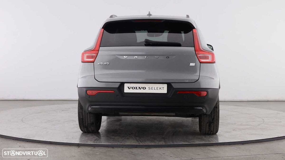 Volvo XC 40 - 6