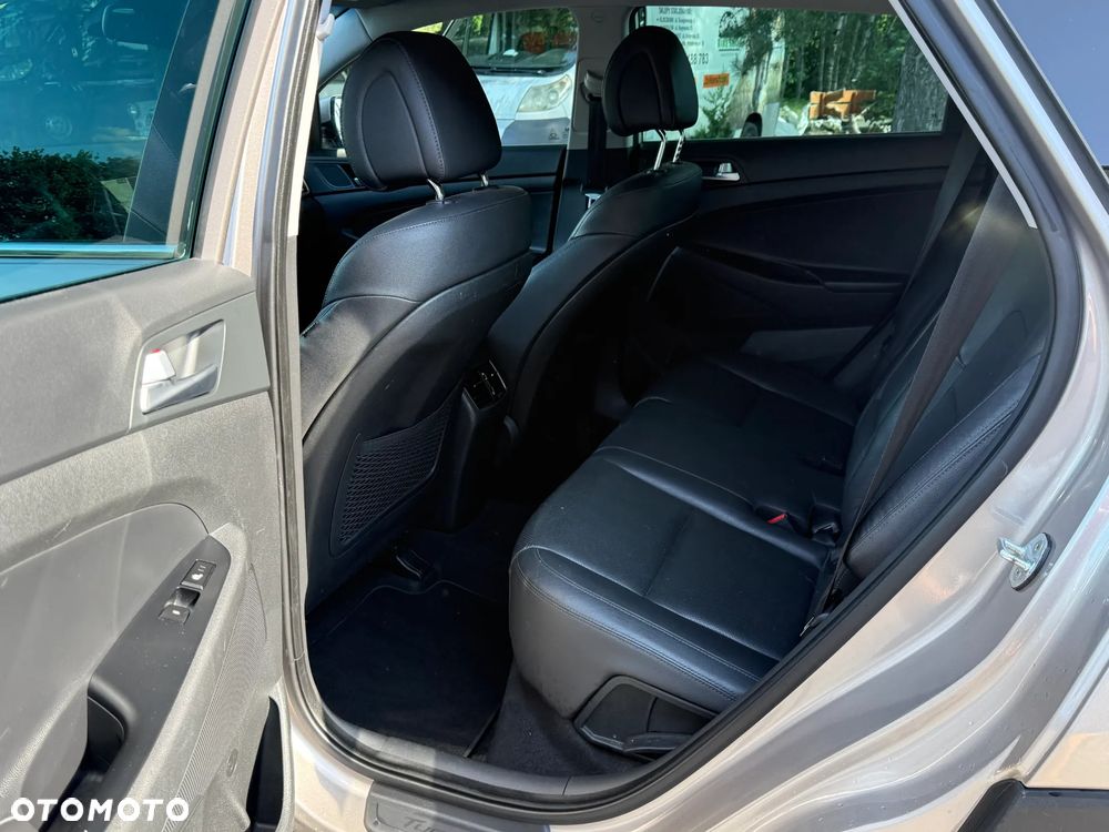 Hyundai Tucson blue 1.7 CRDi 2WD Passion Plus - 14
