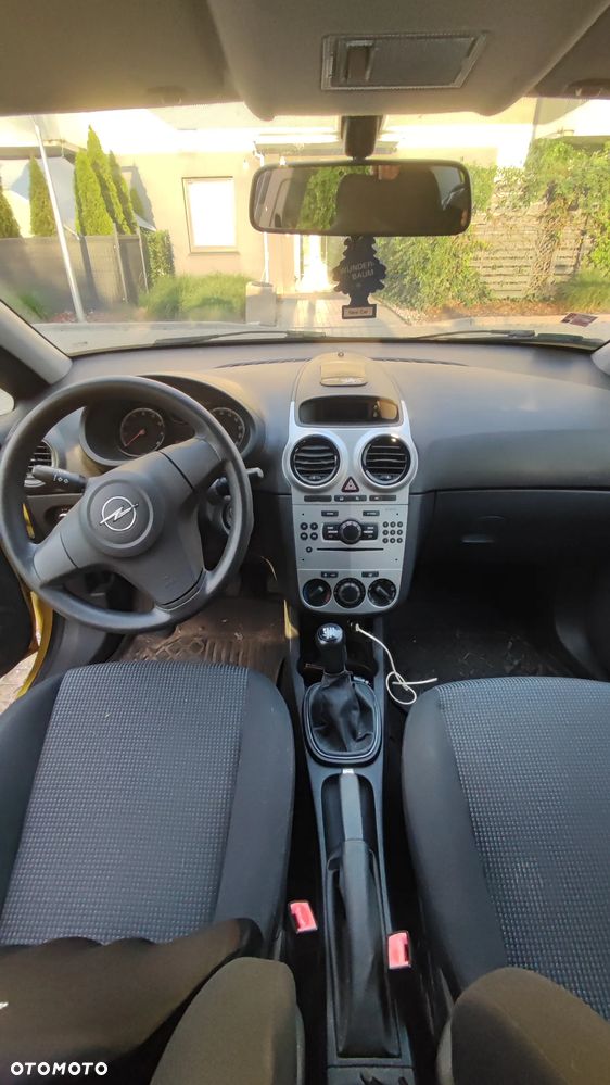 Opel Corsa 1.2 16V Enjoy - 5
