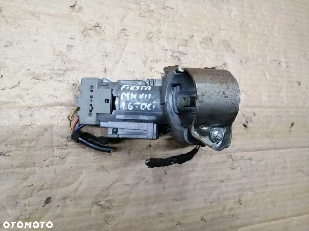 Ford Fiesta MK VII 1.6 TDCi sterownik silnika 8V21-12A650-PE 7FCE 0281014989 stacyjka klucze immo licznik i inne - 11