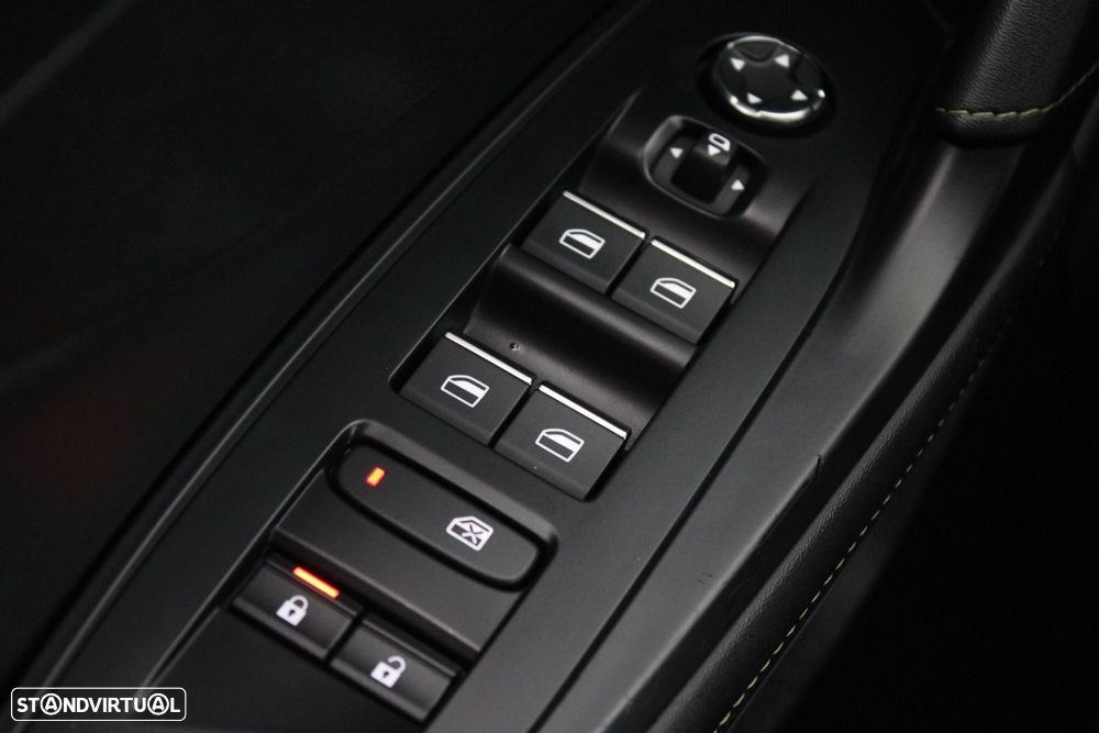 Peugeot 408 1.2 PureTech GT EAT8 - 36