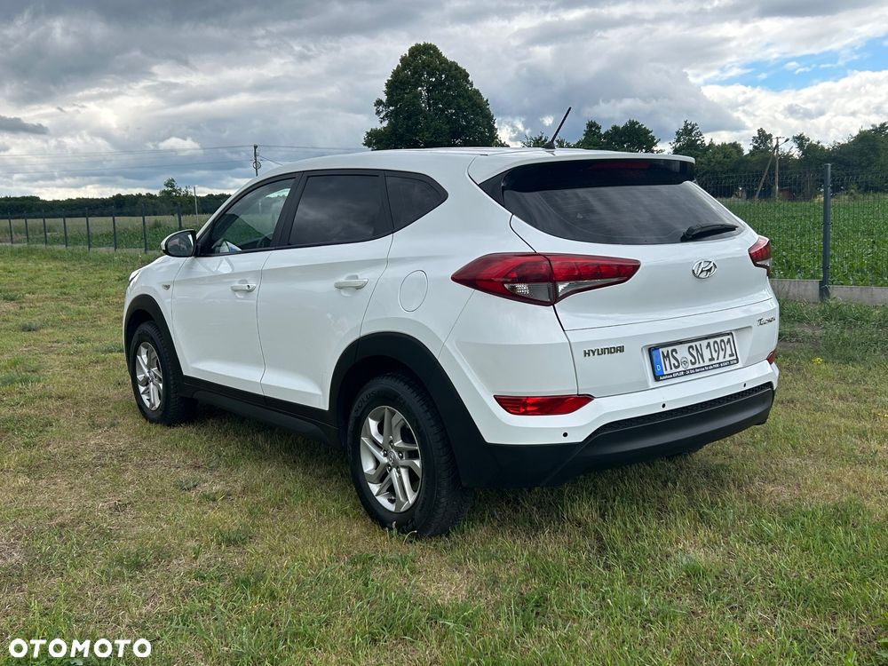 Hyundai Tucson 1.6 GDi 2WD Select - 10