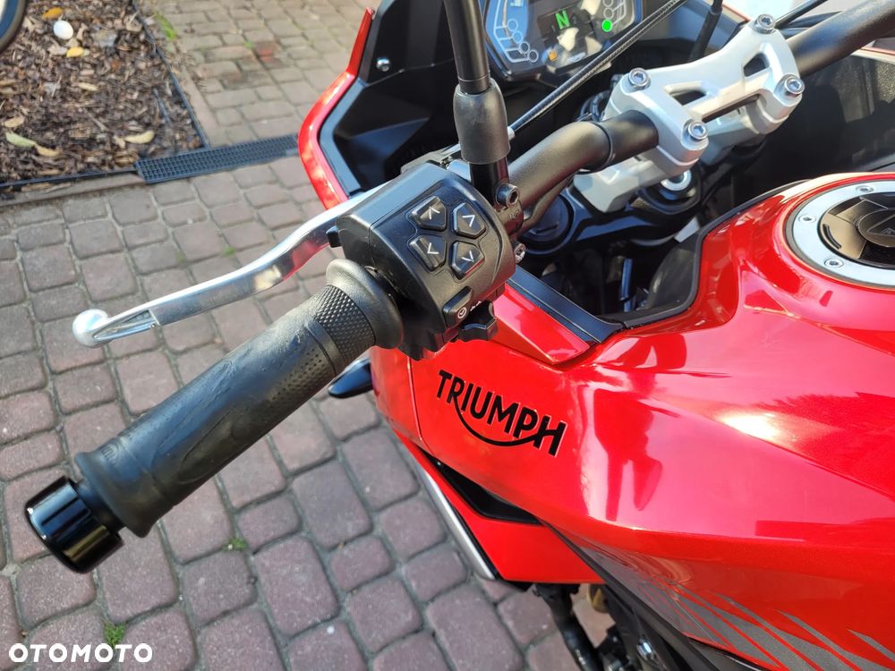 Triumph Tiger - 16