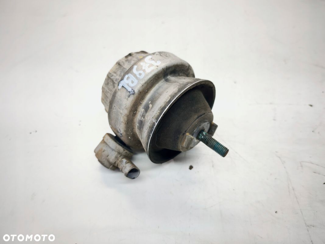 PODUSZKA ŁAPA SILNIKA LEWA Z CZUJNIKIEM AUDI A6 C6 4F0199379BL - 1