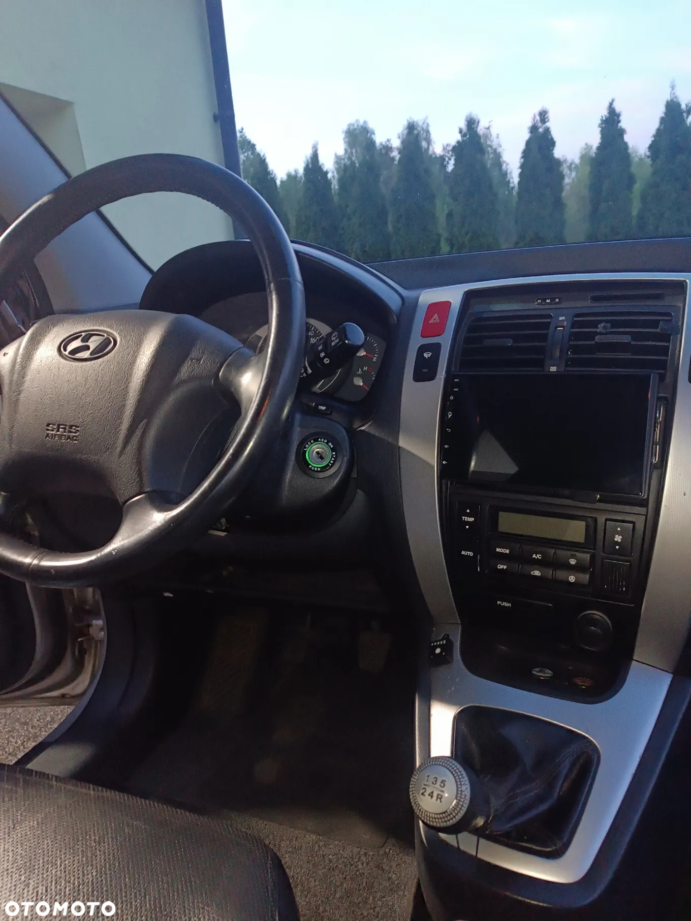 Hyundai Tucson 2.0 Comfort 2WD - 17