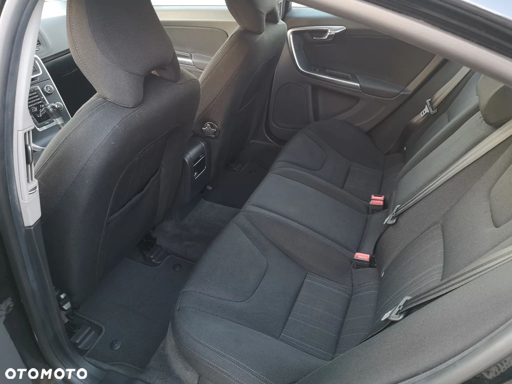 Volvo S60 T3 Edition - 7