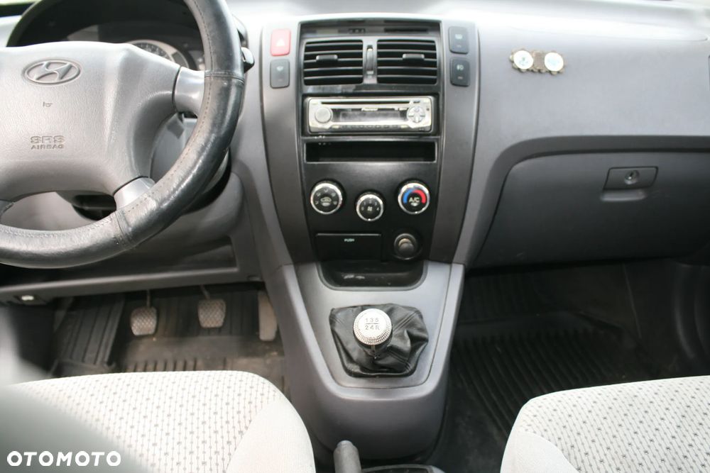 Hyundai Tucson 2.0 CRDi Active - 8