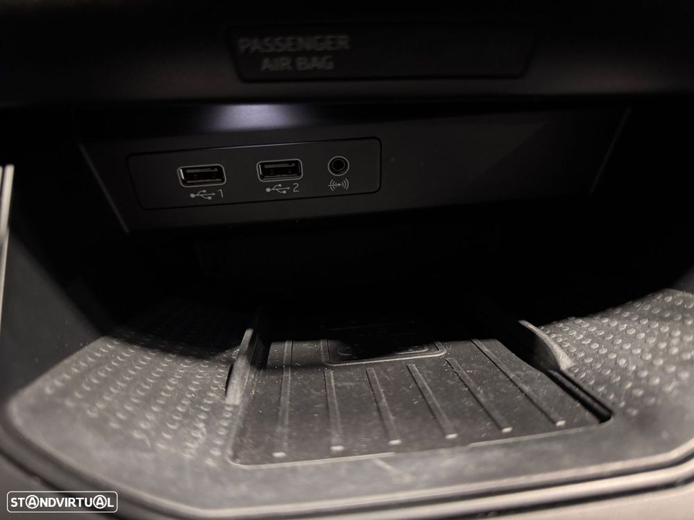 SEAT Arona 1.0 TSI FR - 38