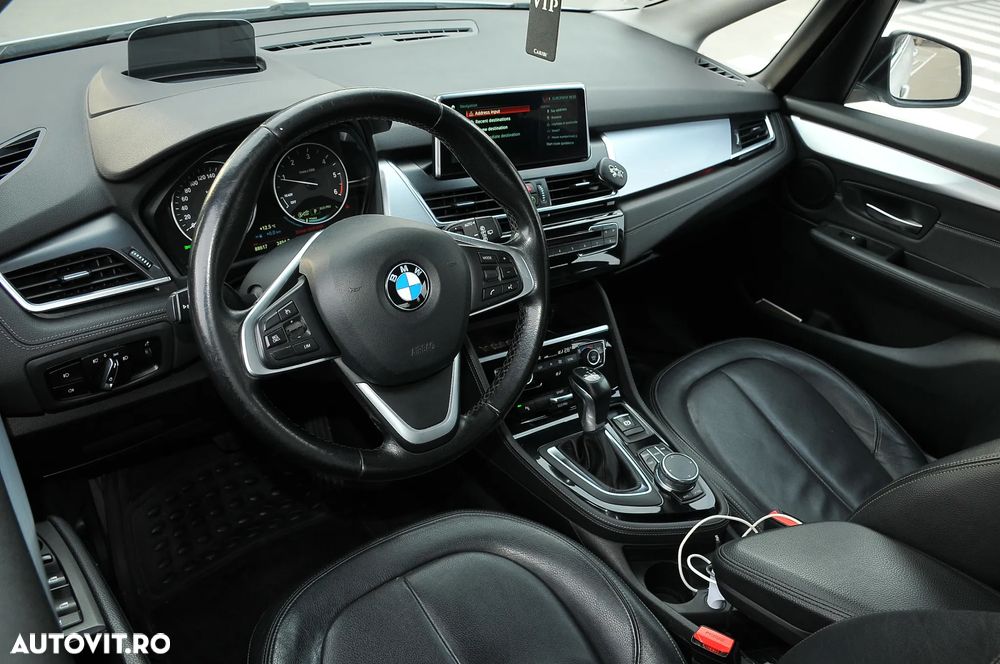 BMW Seria 2 218d Aut. - 12