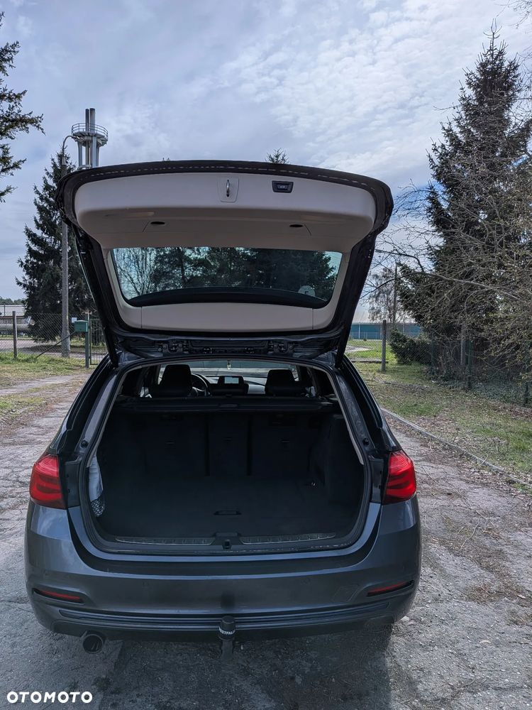 BMW Seria 3 318d M Sport Shadow - 6