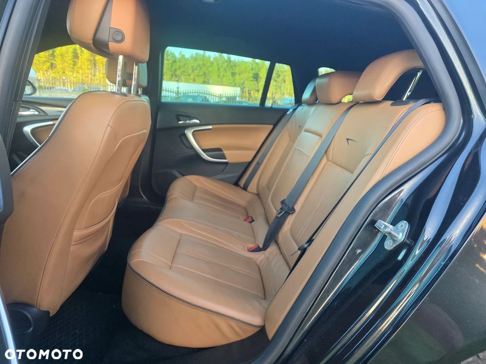 Opel Insignia - 10
