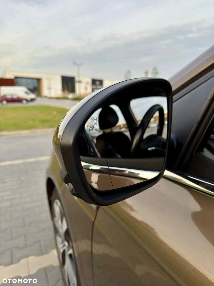 Renault Megane 1.2 Energy TCe Intens EDC - 6
