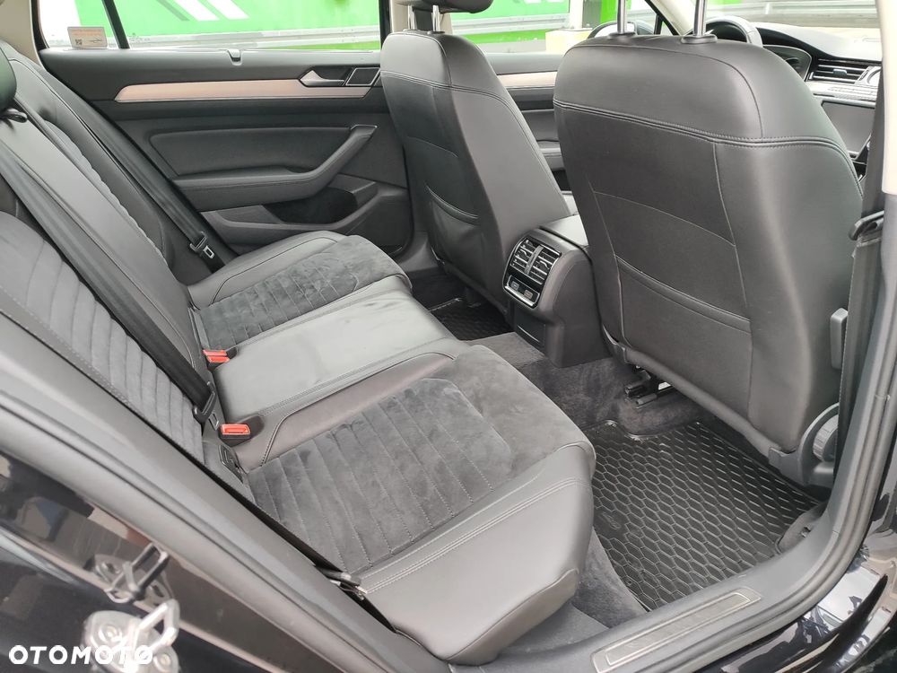 Volkswagen Passat Variant 2.0 TDI BMT 4Mot Highline DSG - 15