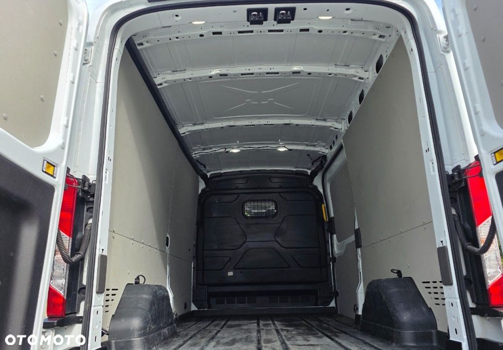 Ford Transit - 29