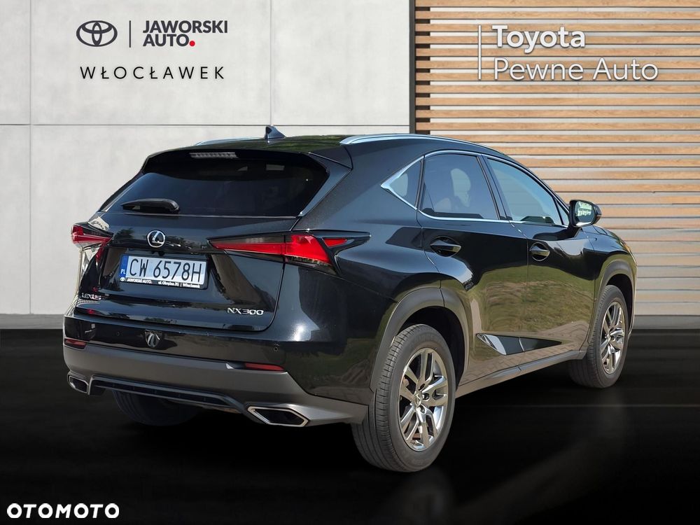 Lexus NX 300 Comfort AWD - 4