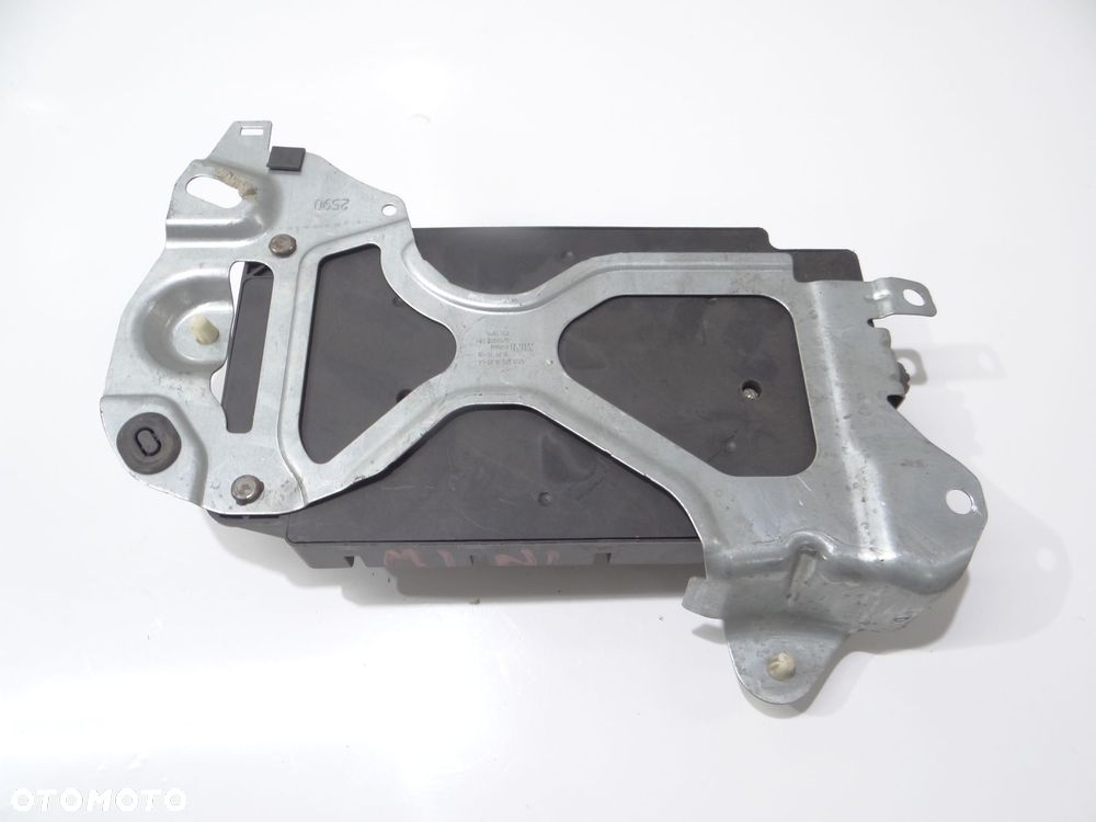 SKRZYNKA BEZPIECZNIKÓW MINI R57 3455442 - 3