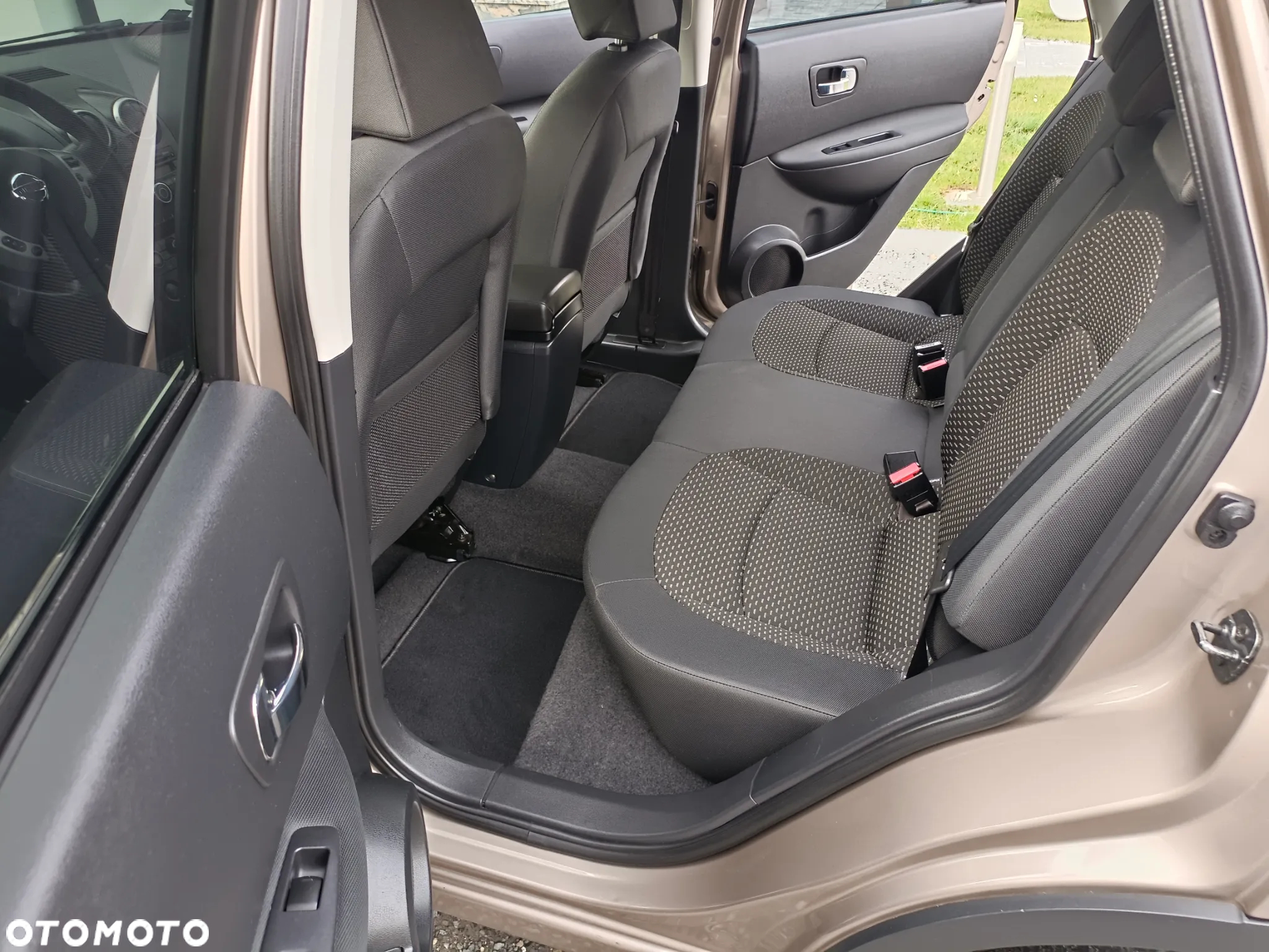 Nissan Qashqai 1.6 Tekna - 8