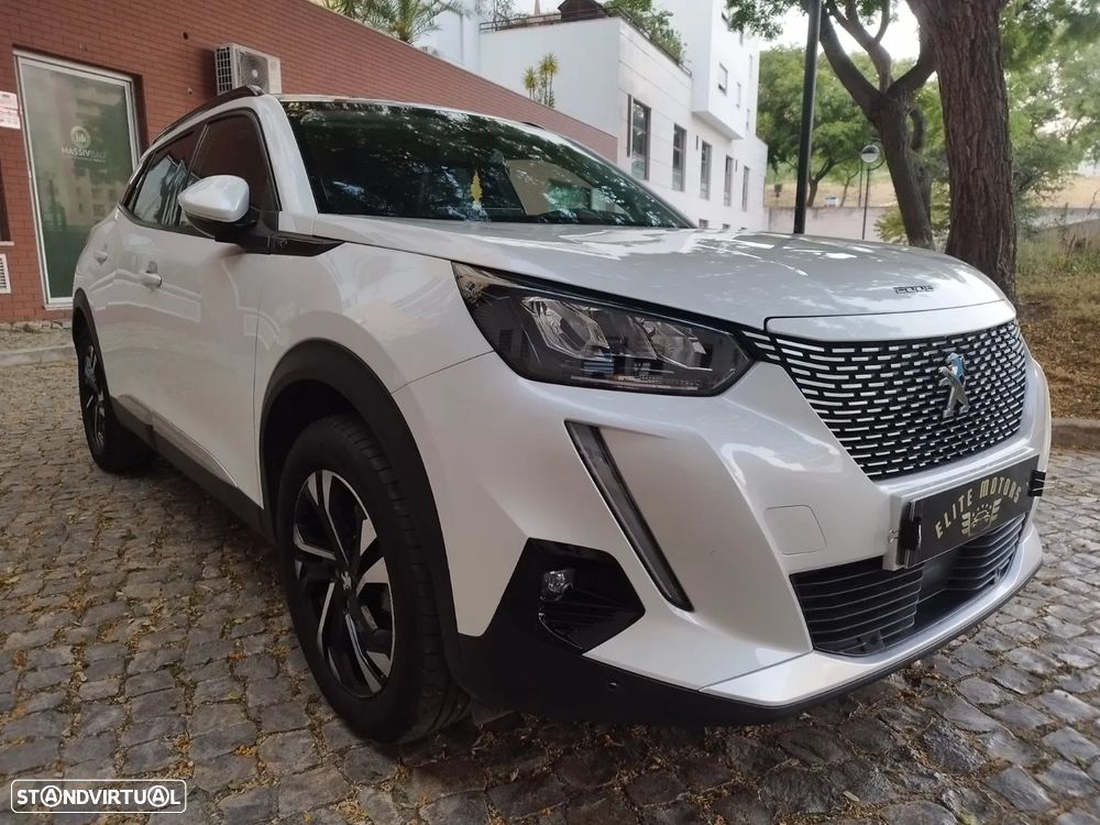 Peugeot e-2008 Allure - 2
