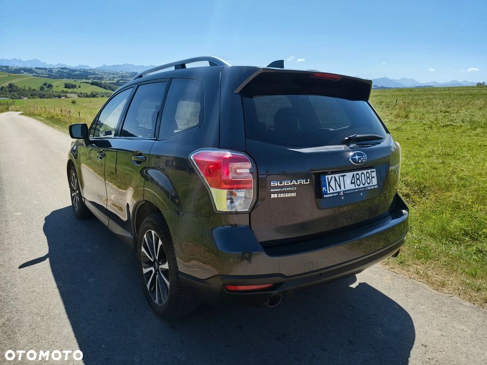 Subaru Forester 2.0 XT Comfort Lineartronic - 20
