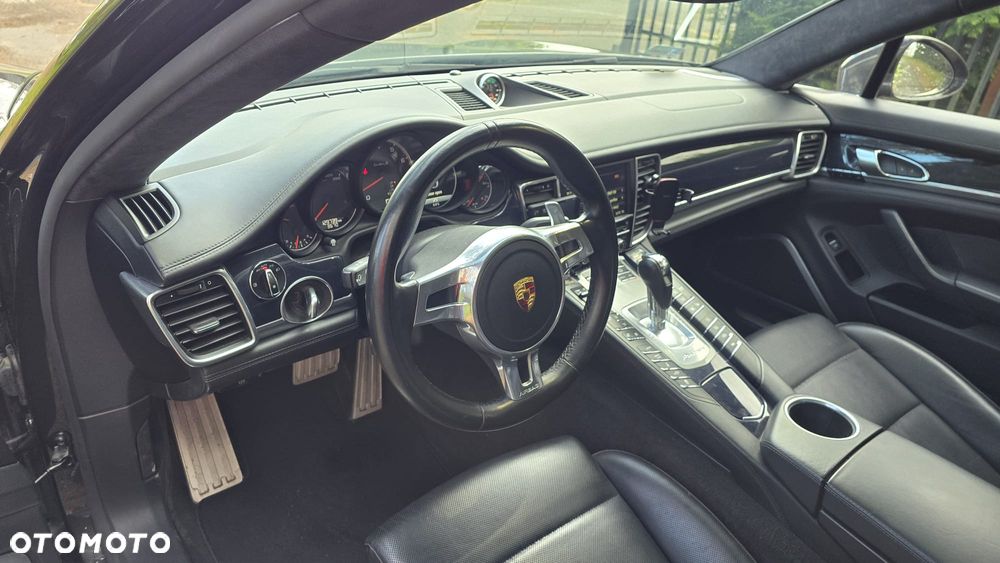 Porsche Panamera Turbo S Executive PDK - 10
