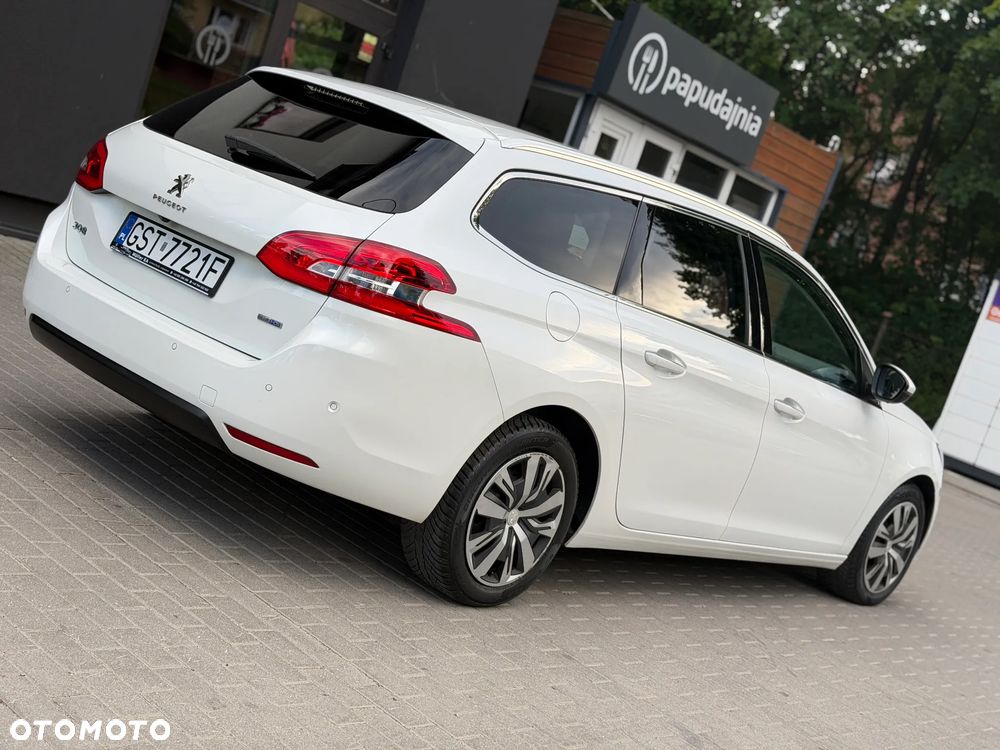 Peugeot 308 2.0 Blue HDi Allure S&S - 12