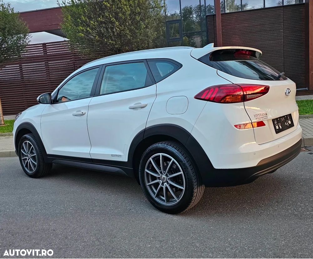 Hyundai Tucson 1.6 GDI 2WD 6MT ISG Style - 6