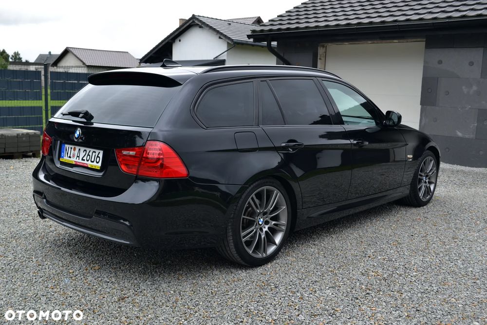 BMW Seria 3 320d xDrive DPF Edition Sport - 4