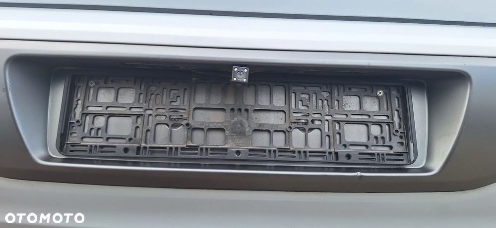 Fiat Grande Punto Evo Zderzak Tył Tylny Kod Lakieru 760A - 13