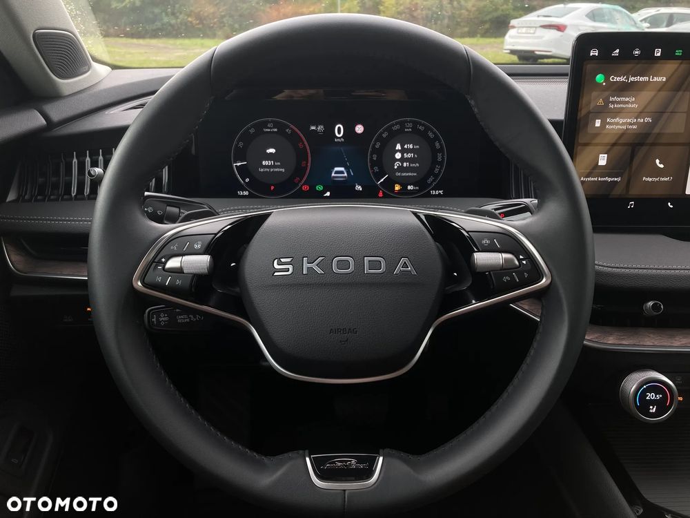 Skoda Superb 2.0 TDI SCR 4x4 L&K DSG - 11