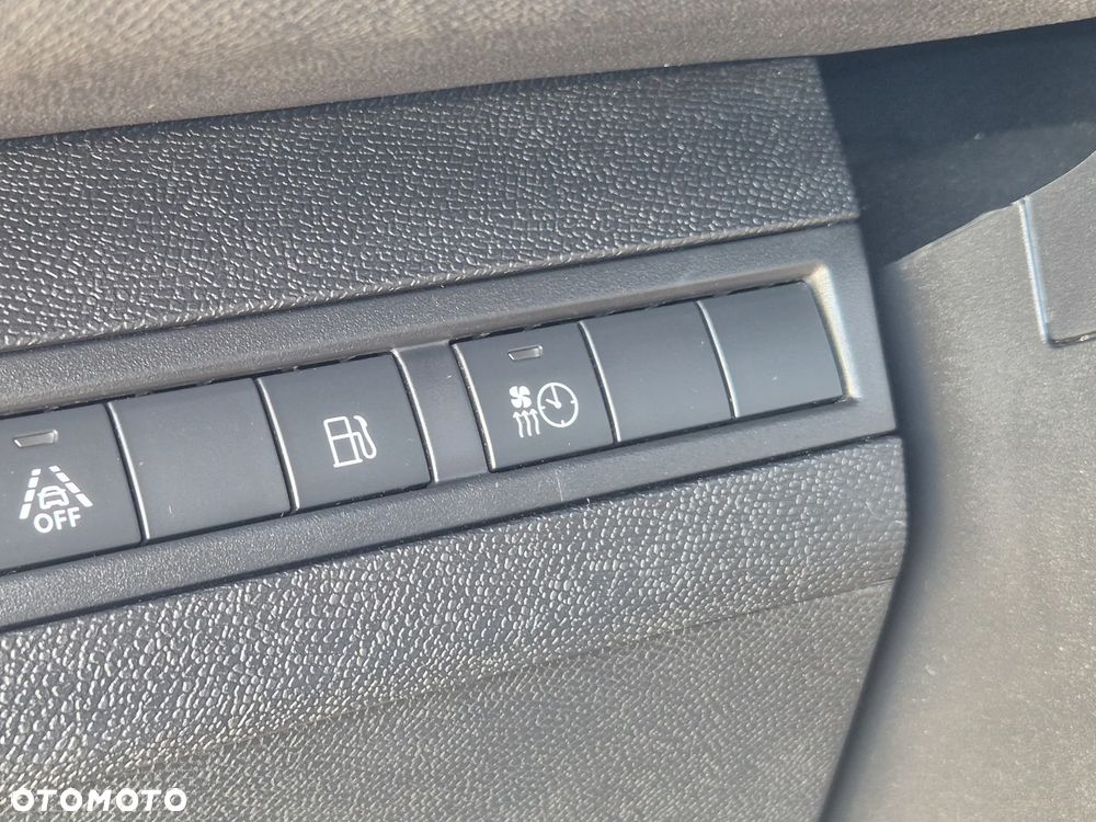 Peugeot 3008 1.6 PureTech Hybrid PHEV Allure Pack S&S EAT8 - 20