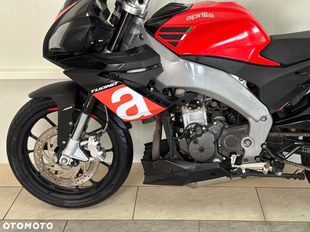 Aprilia Tuono - 11