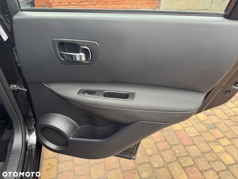 Nissan Qashqai 1.5 dCi DPF tekna - 17