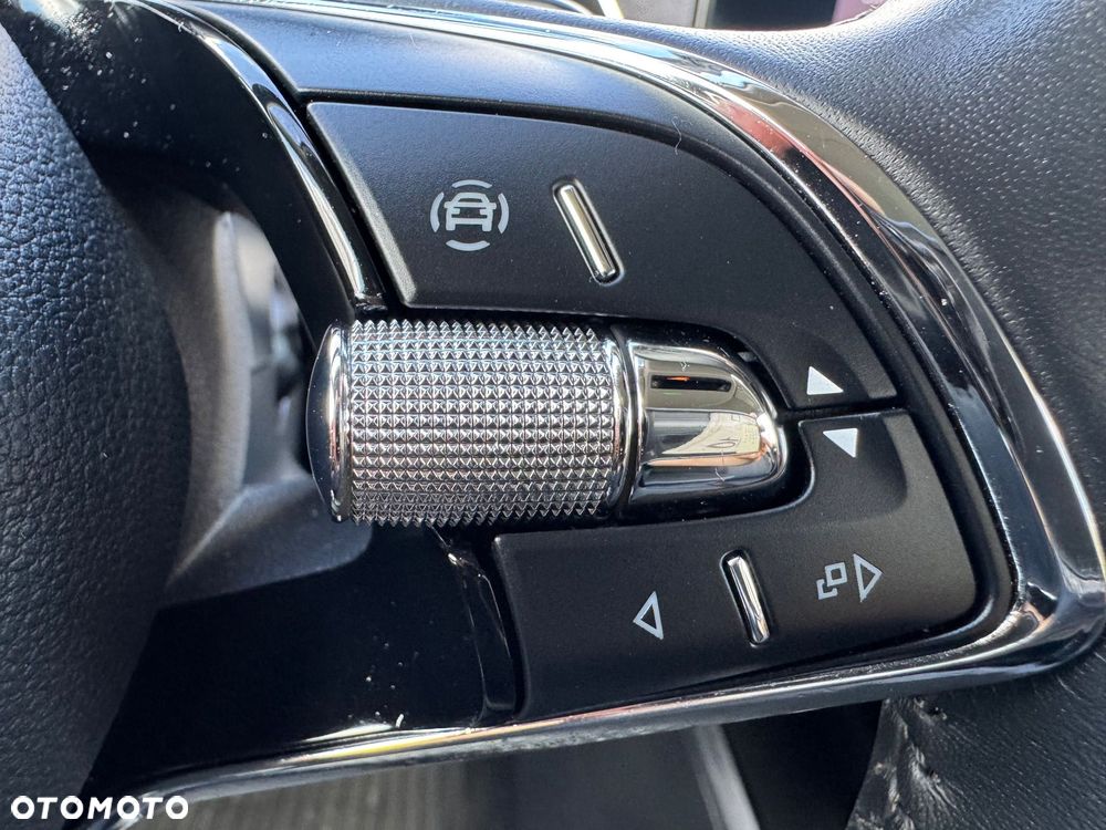 Skoda Octavia 2.0 TDI SCR Style DSG - 24