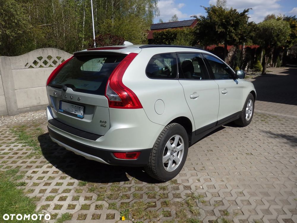 Volvo XC 60 2.4D DRIVe - 3