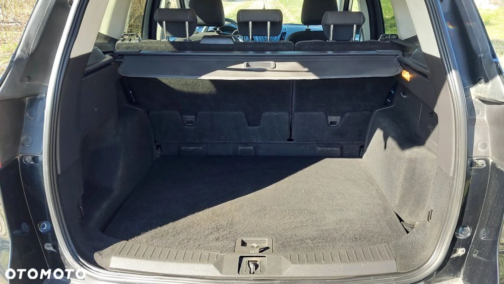 Ford Kuga 2.0 TDCi 2x4 Trend - 8