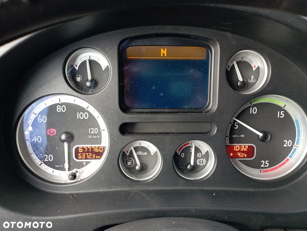 DAF XF 105.460 - 22