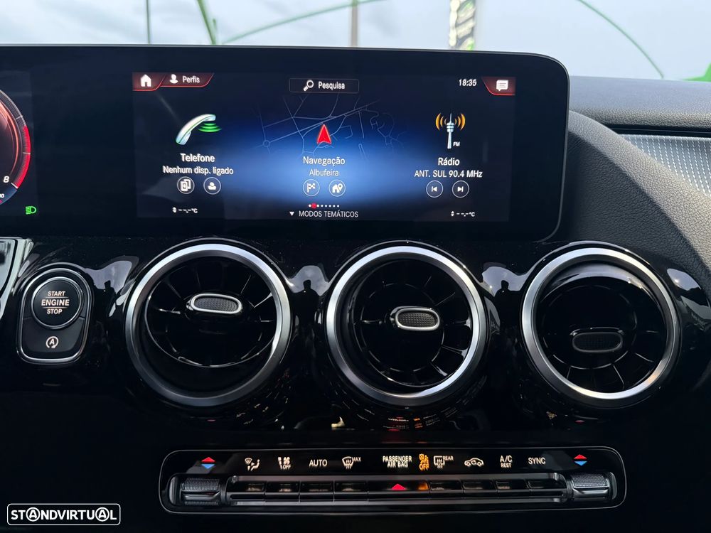 Mercedes-Benz B 200 Progressive - 40