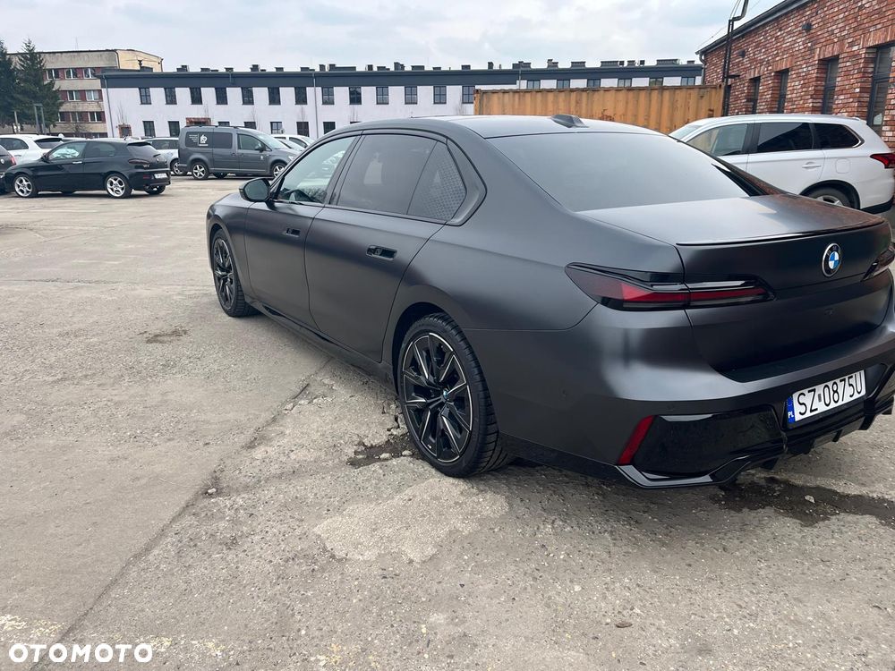 BMW Seria 7 - 23