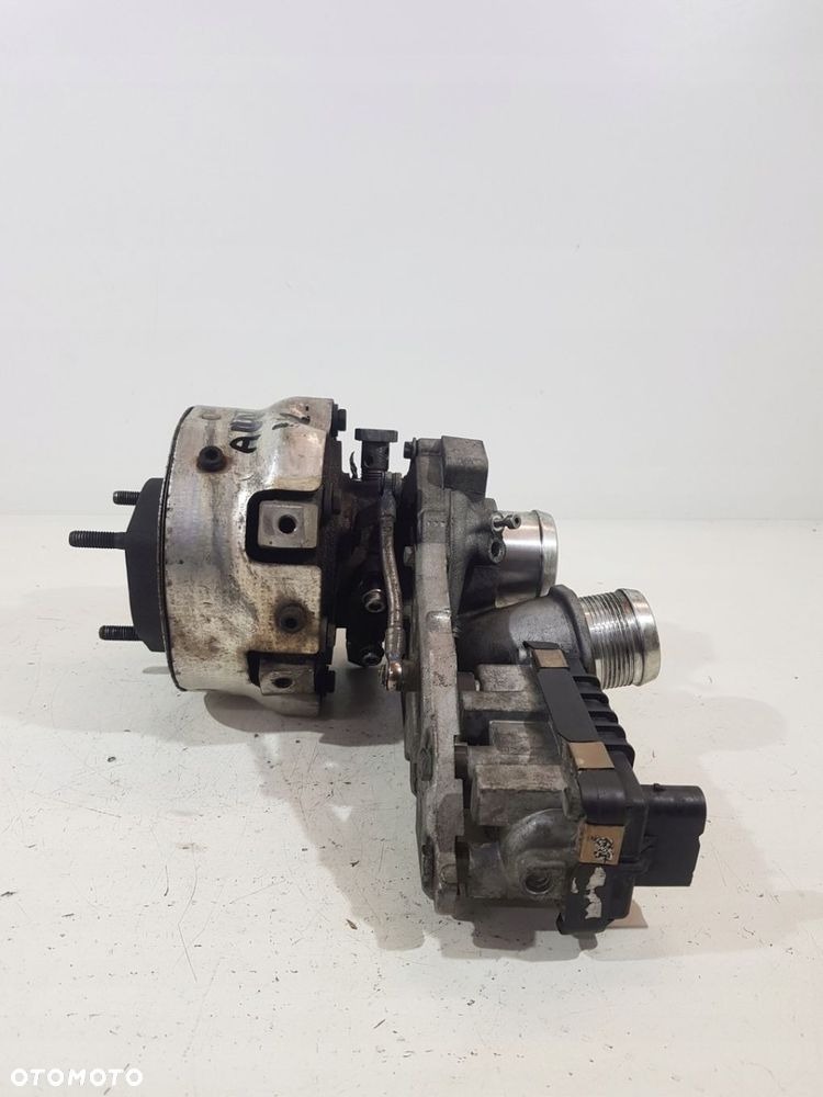 TURBOSPRĘŻARKA 057145873D VW AUDI A8 Q7 4.2TDI - 5