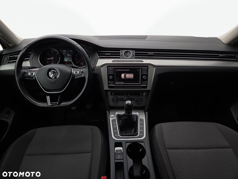 Volkswagen Passat Variant - 10