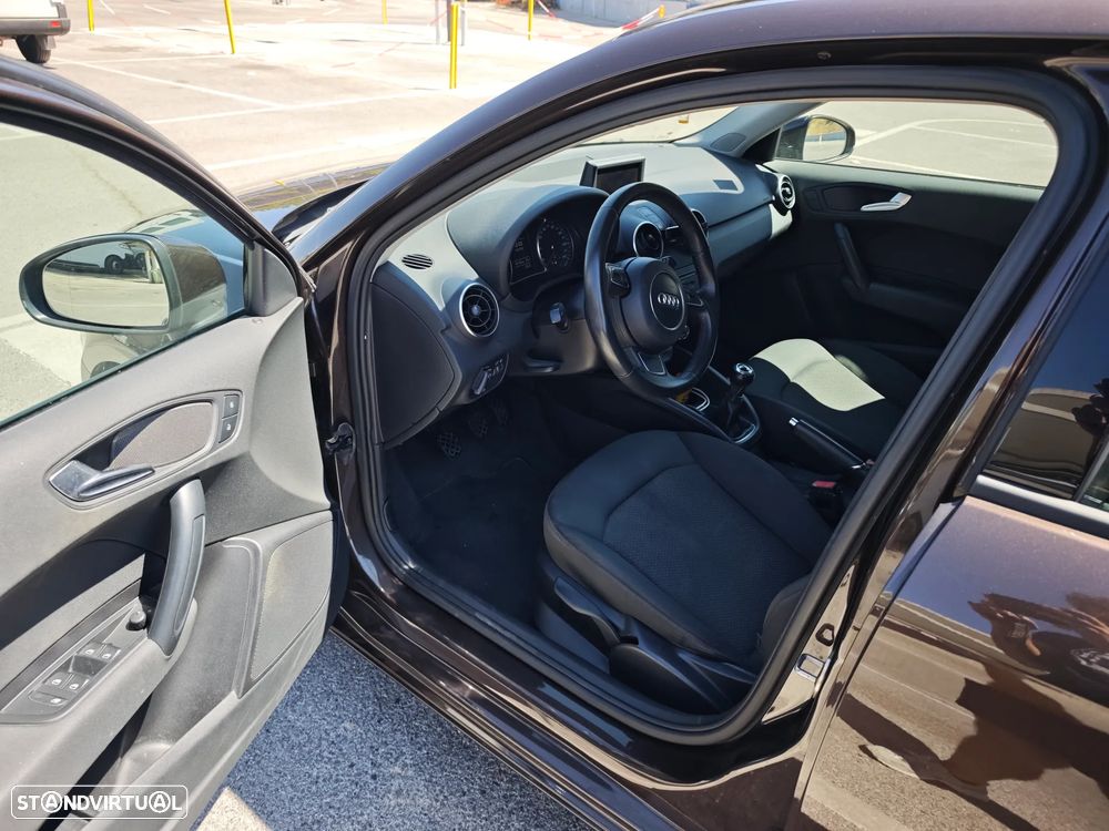 Audi A1 Sportback 1.6 TDI Ambition - 5