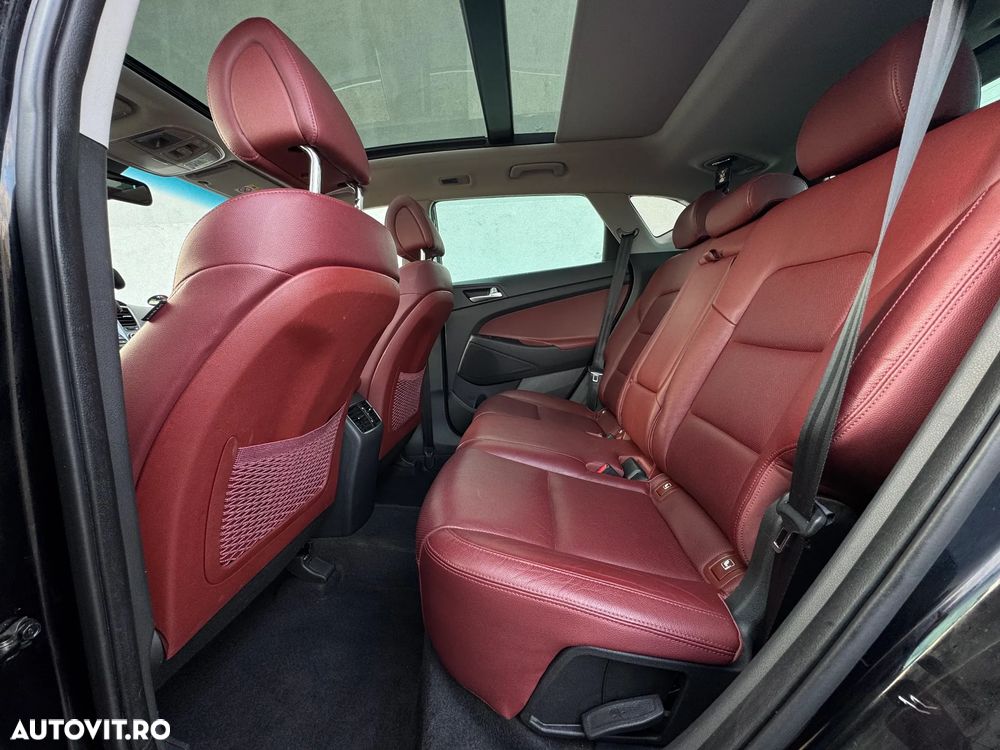 Hyundai Tucson 2.0 CRDI 4WD 6AT Luxury+ - 17