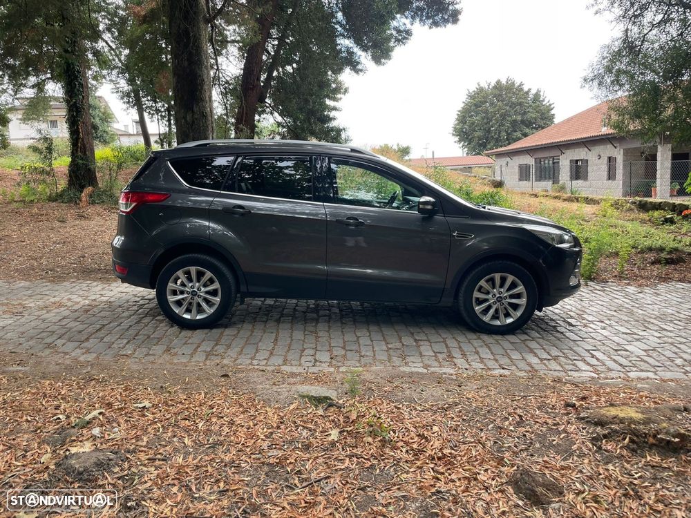 Ford Kuga 2.0 TDCi Titanium - 28