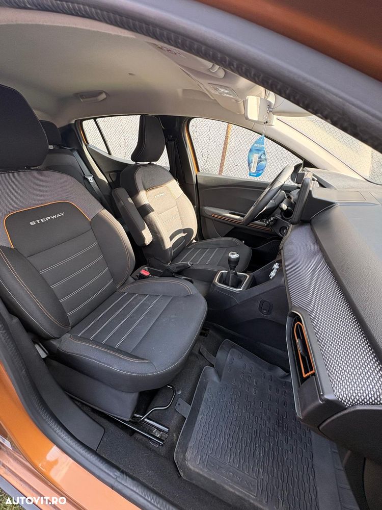 Dacia Sandero TCe 90 MT6 Comfort - 29