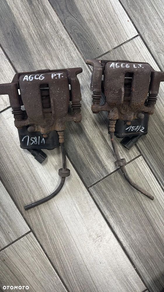 Zacisk hamulcowy prawy lub lewy  tył tylny Audi A6 C6    (158/1)(158/2)